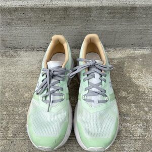 On Running Women's Light Green Athletic Shoes
